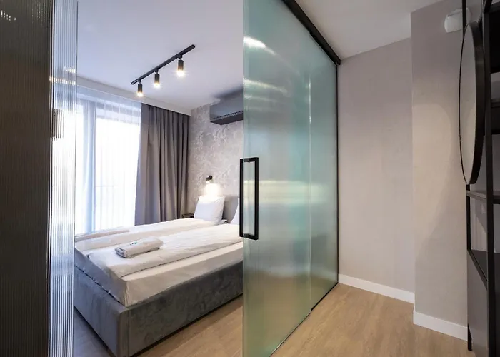 Laguna Beskidow - Royal * זאז'צ'ה